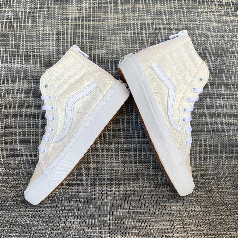 Vans Kids Sk8-Hi Zip Glitter High-Top Sneakers in Cloud White Youth Girls size 2